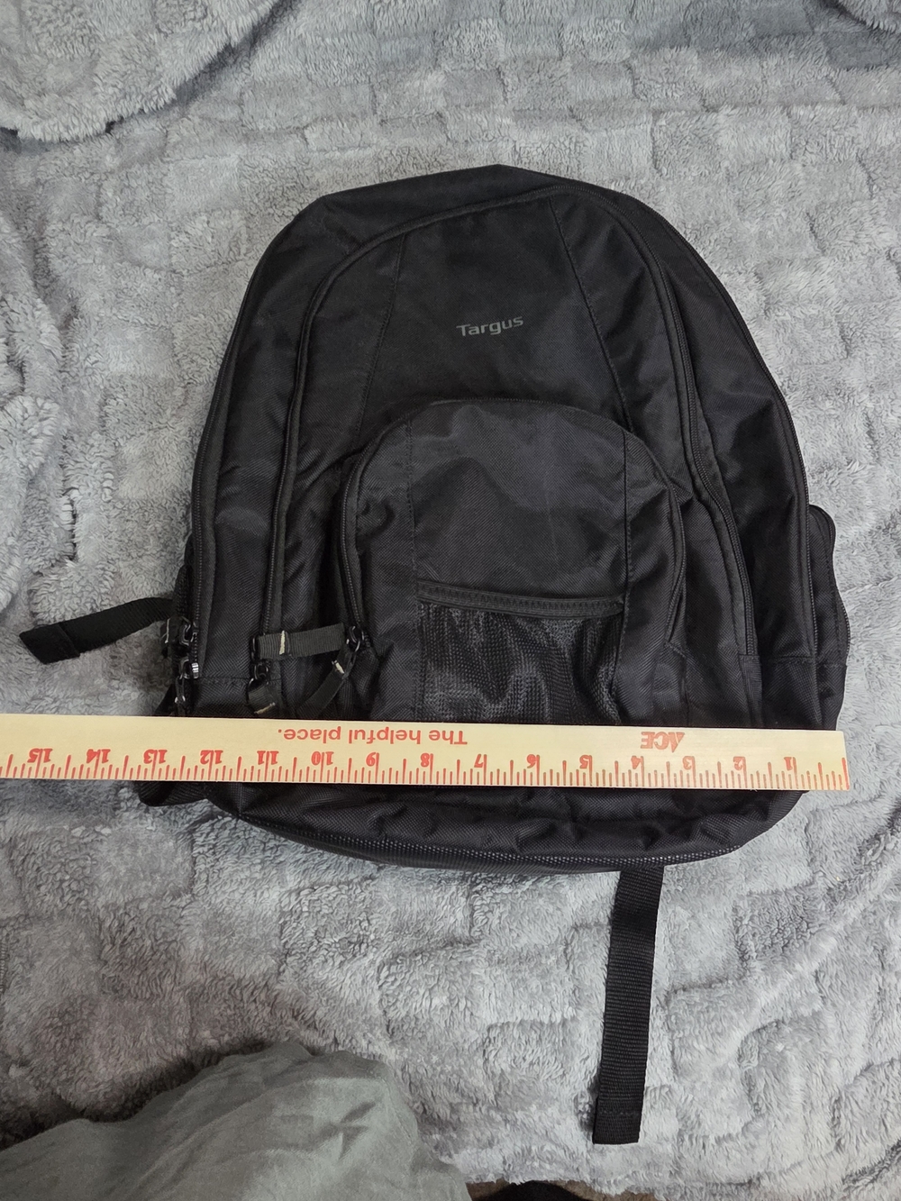 Targus Black Everyday Laptop Backpack - Picture 11 of 13